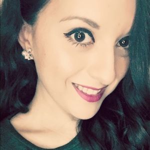 Meet your Posher, Almalorena